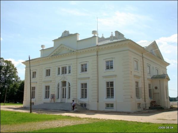 Užutrakis. Estate of Tyszkiewicz