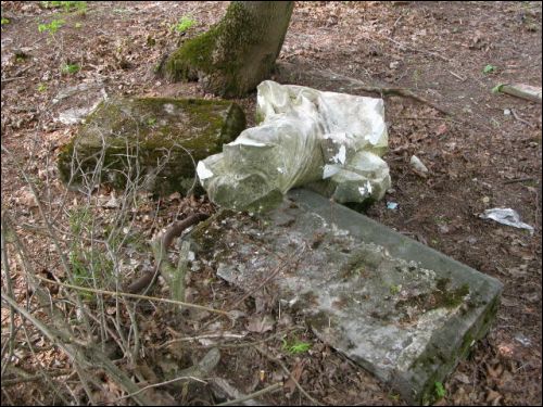 Moładava. The tomb of Skirmunt