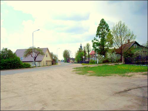 Maišiagala. Town streets 