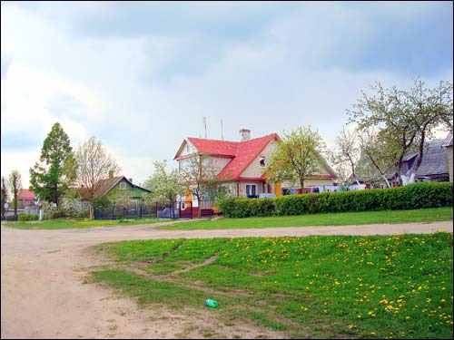 Maišiagala. Town streets 