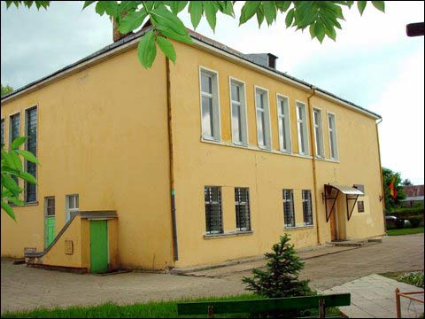Maišiagala. Town streets 