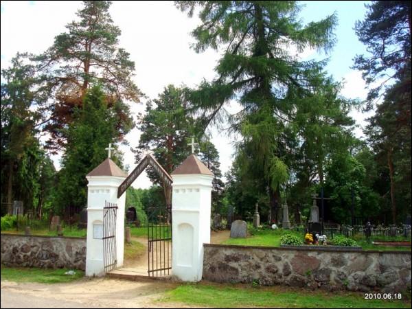 Maišiagala. cemetery Old Catholic