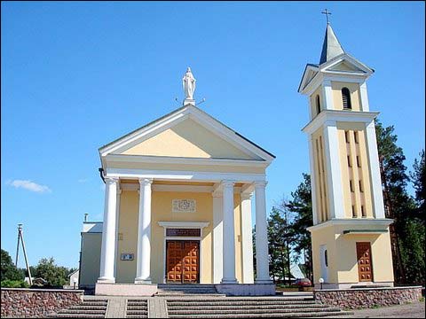 Mickūnai. Catholic church of the Assumption of the Blessed Virgin Mary