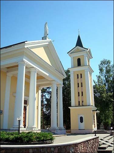 Mickūnai. Catholic church of the Assumption of the Blessed Virgin Mary