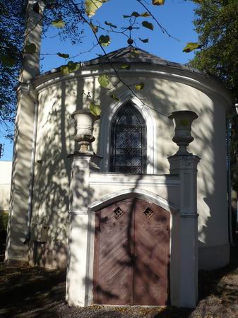 Waka. Zespół pałacowo-parkowy Tyszkiewiczów