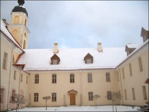  - Kościół Św. Trójcy Trynitarzy. Klasztor