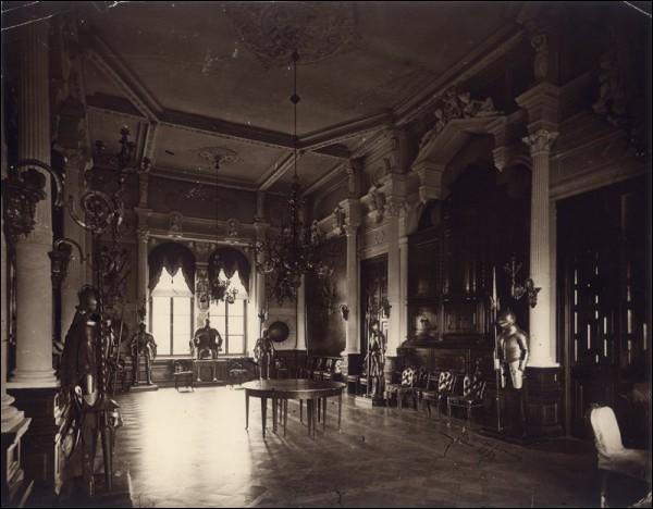  - Manor . Interior of one of the rooms. Photo Józef Czechowicz (Juozapas Čechavičius), 1873