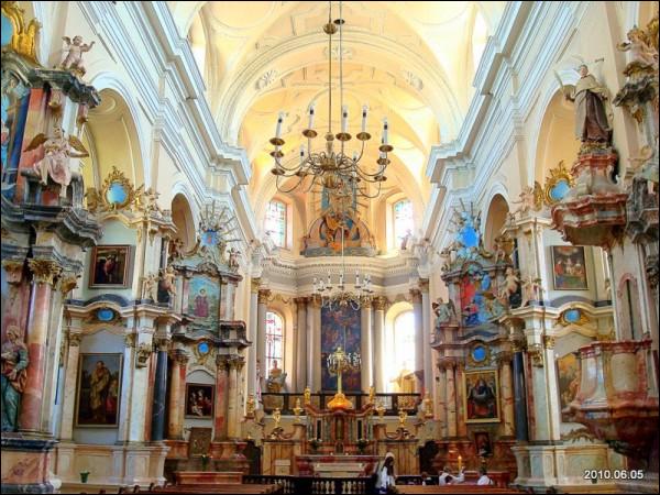  - Kościół Wszystkich Świętych i klasztor Karmelitów. 