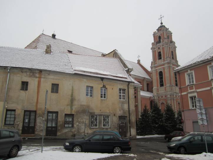  - Kościół Wszystkich Świętych i klasztor Karmelitów. 