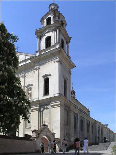  - Kościół Św. Rafała i klasztor Jezuitów. Fasada zachodnia (fragment) i brama. Widok z południowego zachodu