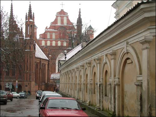  - Kościół Śww. Franciszka i Bernardyna i klasztor Bernardynów. Kościół Bernardynów i mury kościoła św. Michała Archanioła