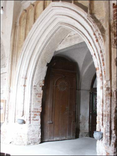  - Kościół Śww. Franciszka i Bernardyna i klasztor Bernardynów. Portal główny