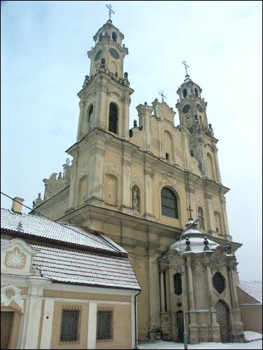 Vilnius |  Catholic church of the Assumption and the Missionary monastery. 