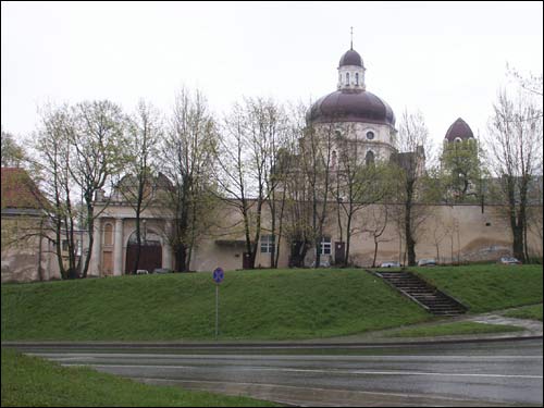 Wilno. Kościół Najśw. Serca Pana Jezusa i klasztor Wizytek