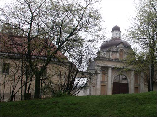 Wilno. Kościół Najśw. Serca Pana Jezusa i klasztor Wizytek