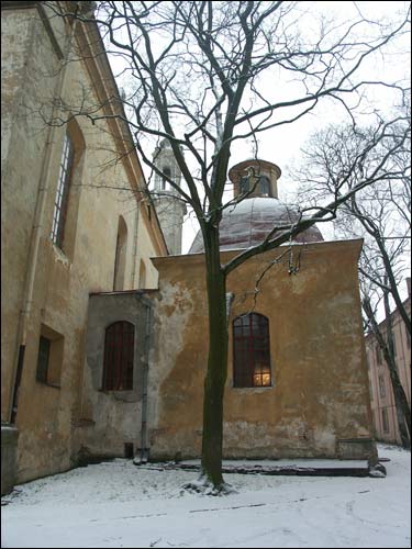 Vilnius. Orthodox church of the Holy Trinity and the monastery of Basilians (Uniate)