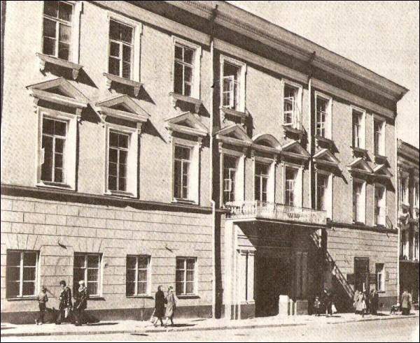  - Pałac Paców. 