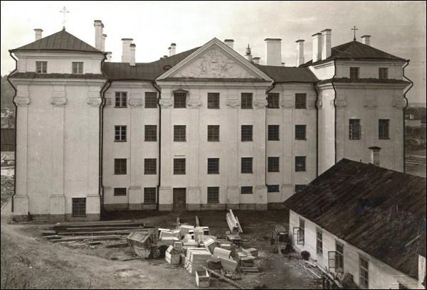  - Pałac Słuszków. 