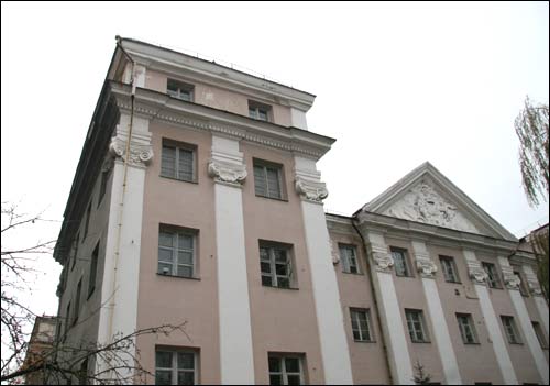  - Pałac Słuszków. Fasada połnocno wschodnia