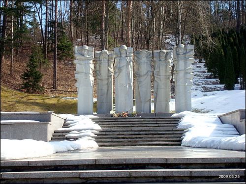Wilno |  Cmentarz na Antokolu. Cmentarz zasłużonych dla ZSRR