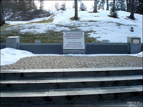 Wilno |  Cmentarz na Antokolu. Kwatera grobowa żołnierzy Wielkiej Armii napoleońskiej
