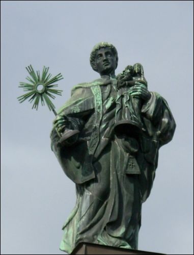  - Kaplica Św. Jacka. Św. Jacek, rzeźba Bolesława Bałzukiewicza (1901)