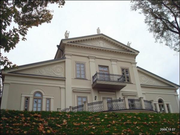  - Pałac Tuskulanum. 