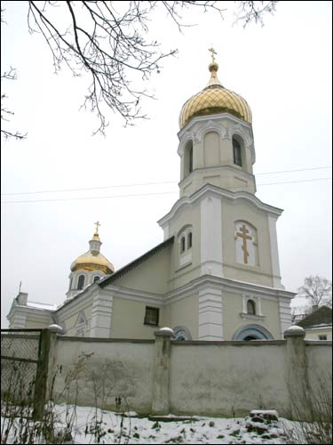 Wilno |  Cerkiew Opieki Matki Boskiej. Fasada główna i boczna