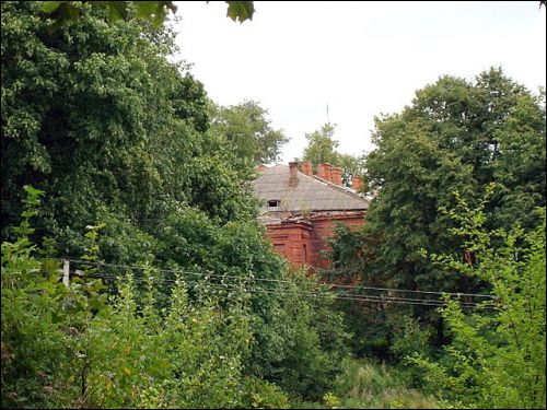  - Manor . 