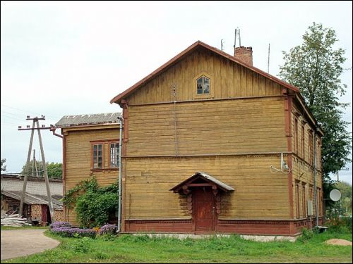 Kalveliai. In the village 