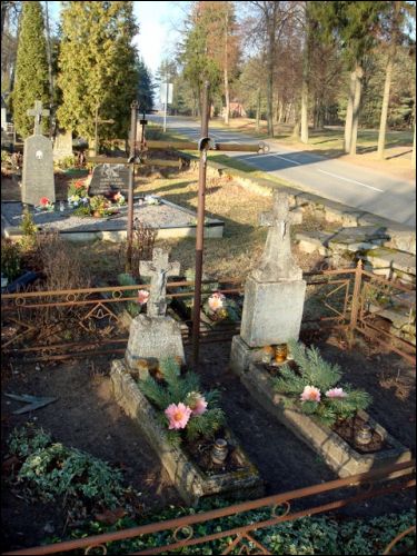 Kiernów. Cmentarz chrześcijański