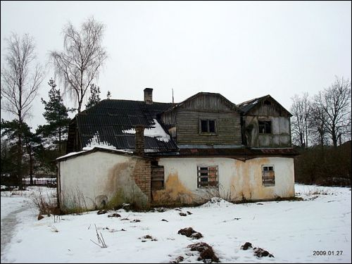 Paluknys. In the village 