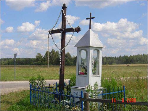 Ureliai. In the village 