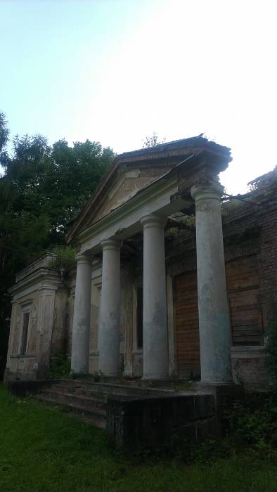 Hrymiača. Manor of Puzyna