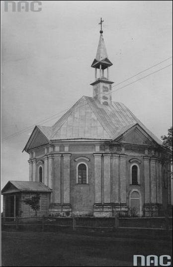 Ivacevičy. Catholic church of the Exaltation of the Holy Cross