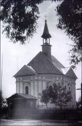 Ivacevičy.  Catholic church of the Exaltation of the Holy Cross