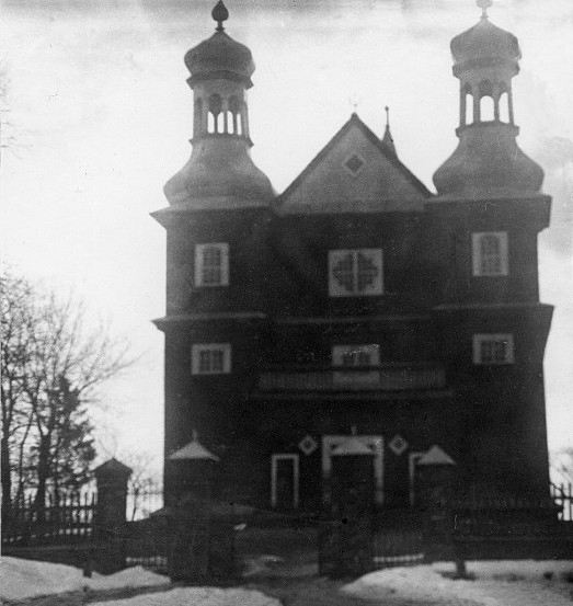 Kamianiec.  Catholic church of St. Peter and St. Paul
