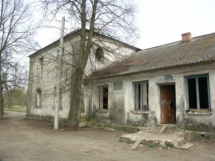 Pieramoha (Kapyły). Manor of Roth