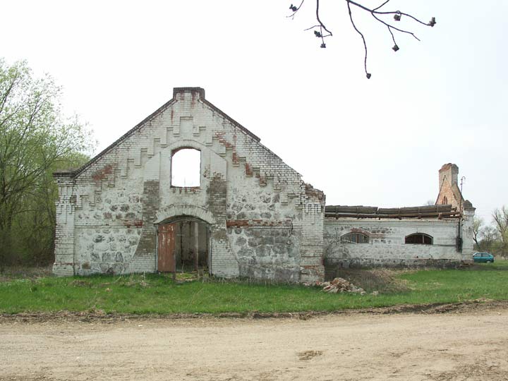 Перамога (Капылы). Гаспадарчы двор Ротаў