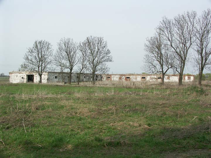 Перамога (Капылы). Гаспадарчы двор Ротаў