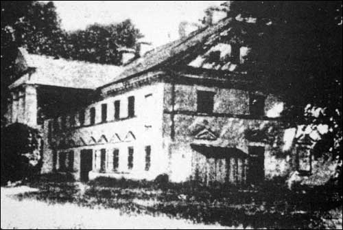  - Dwór Rodziewiczów. Dwór Marii Rodziewiczówny w Hruszowej (fot. przed 1939 r., ze zb. B. Arciszewskiej)