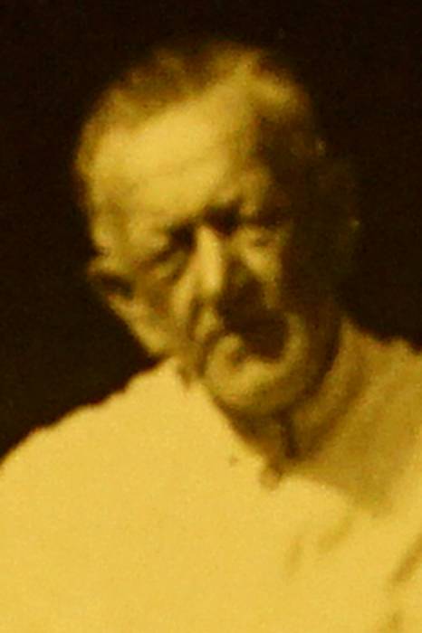  - Dwór . 