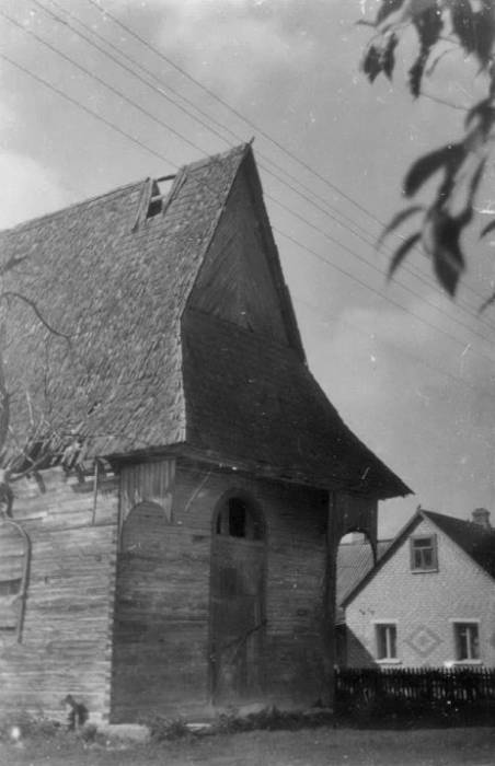 Linova. Catholic church 