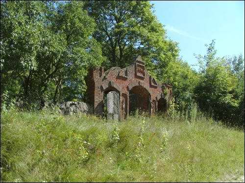  - Cerkiew Opieki Matki Boskiej. Brama cerkiewna