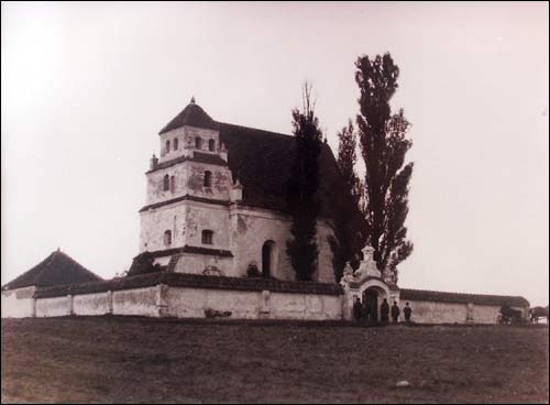 Astašyn. Calvinist church 