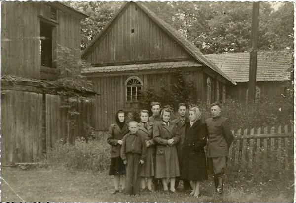 Jelnia. Kościół M.B. Różańcowej