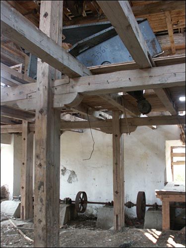  - Water-mill . 