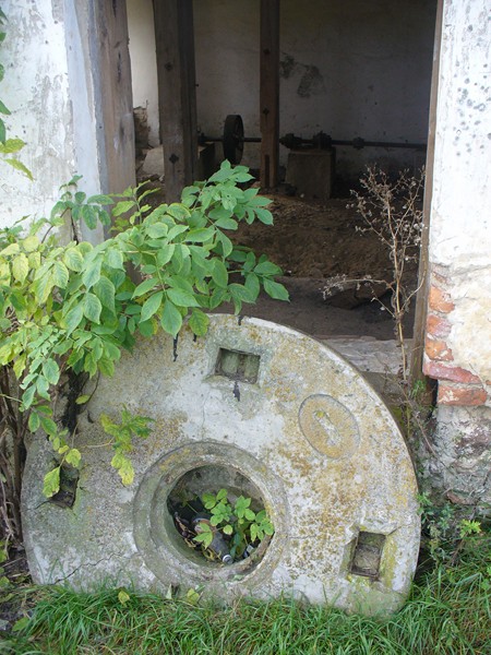  - Water-mill . 