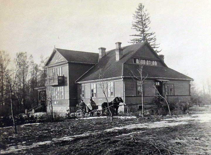 Syčy. Manor of Tołłoczko
