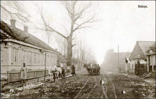  - Miasto na starych fotografiach . Ulica. Pocztówka z lat 1915-16